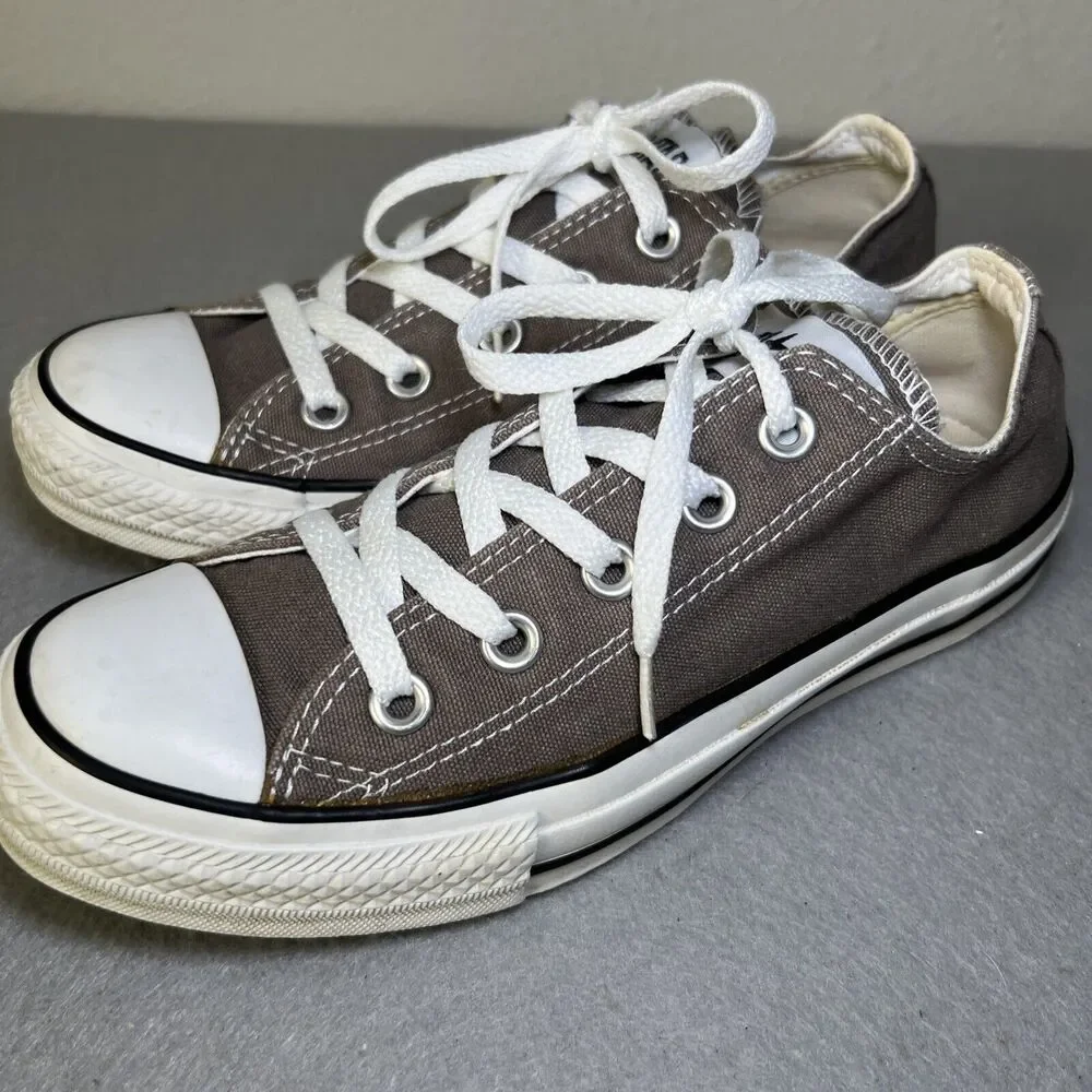 Converse Chuck Taylor All Star Low Top Sneakers Gray Size W 6 M 4 EUC